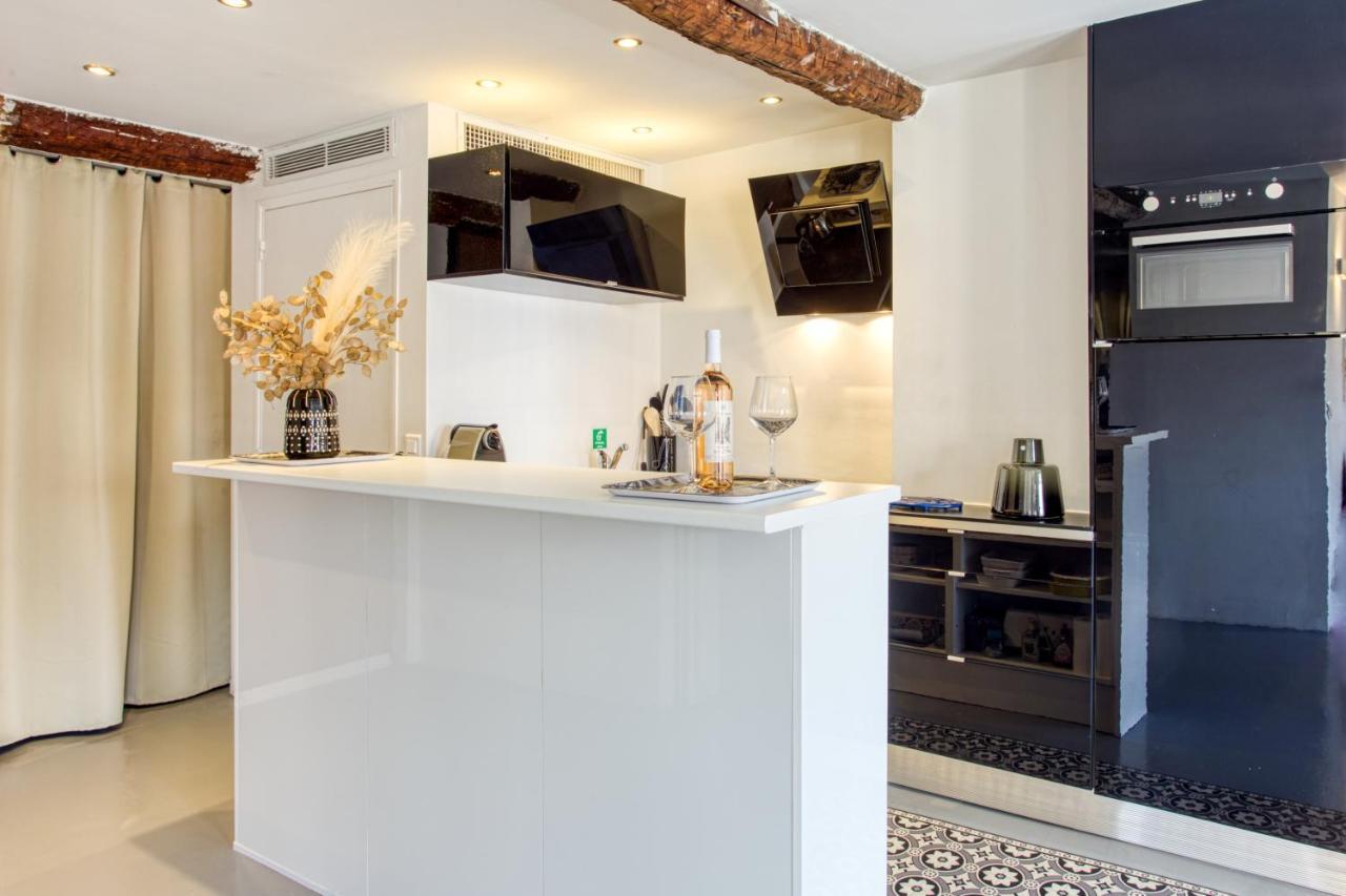 ROSS 5- F2, LUMINEUX, BALCON, LOFT, CLIM, Vieux-Nisa Exterior foto